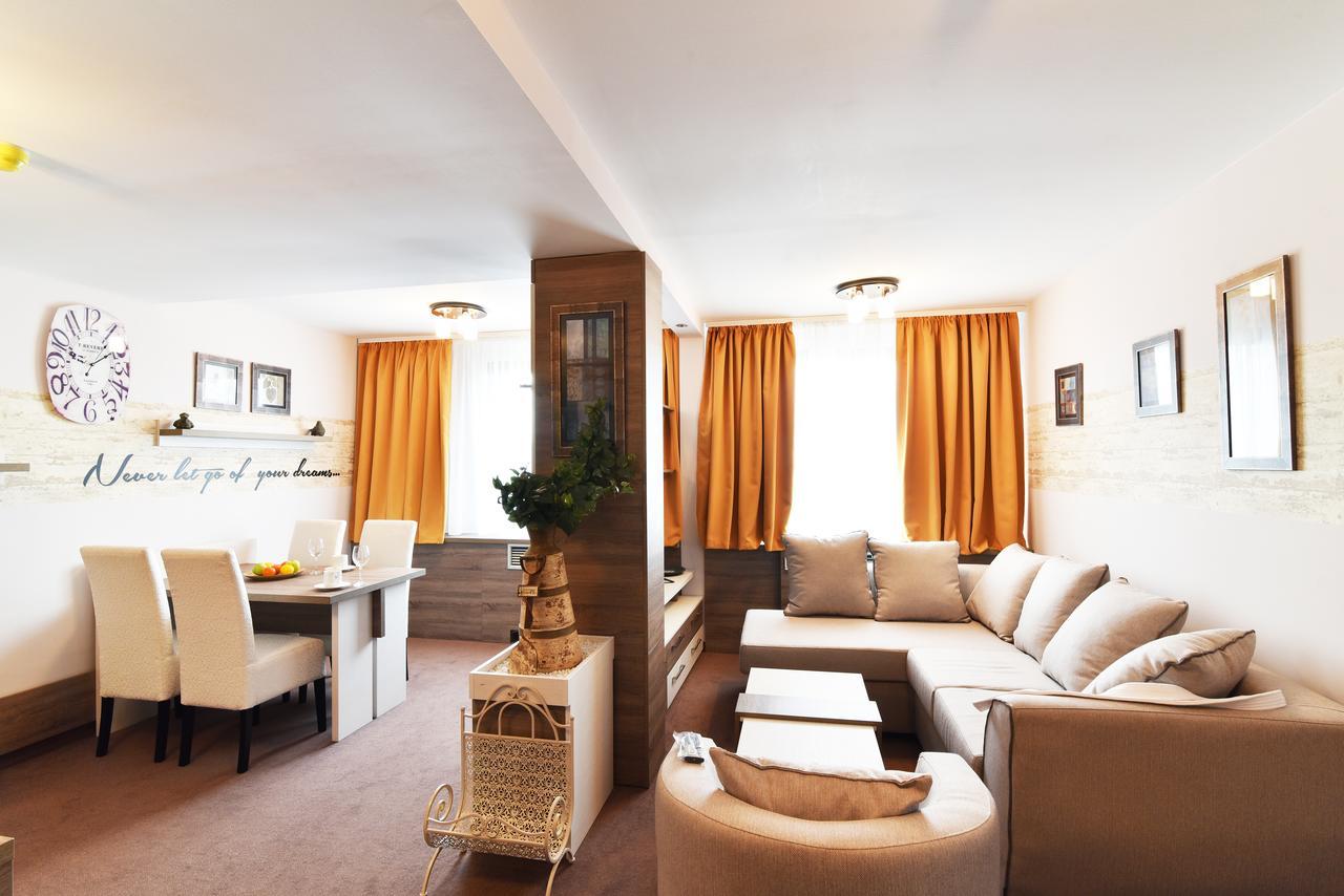 Hotel Ana Lux 4*